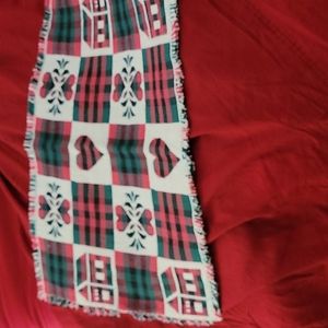 Reversible placemats and a "rug" (no non-slip backing].